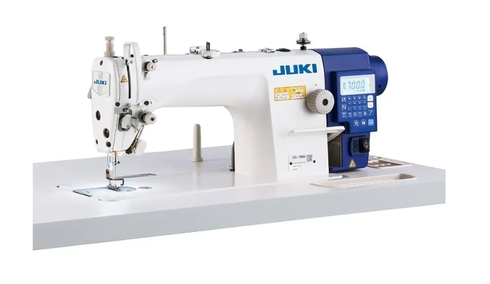 Macchina da cucire lineare Juki DDL-7000A